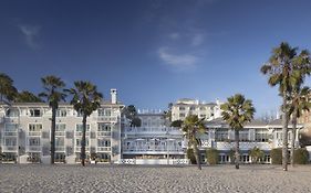 Shutters On The Beach Ca 5*